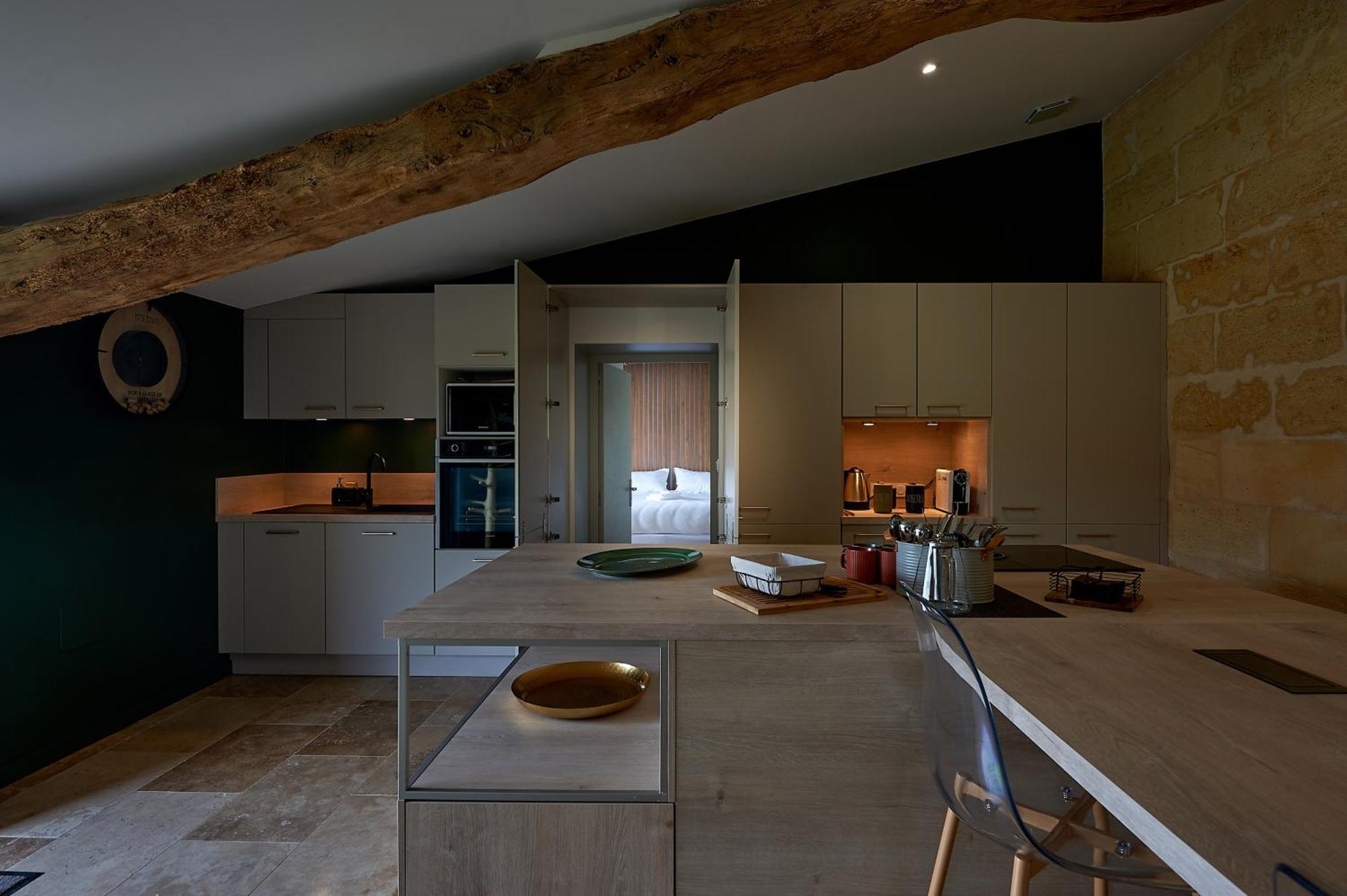 Bed and Breakfast Le Repaire Lagardere Lussac  Экстерьер фото